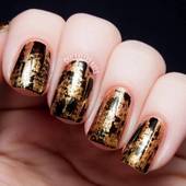 Icon 1442475322 gold black distressed nail art 2