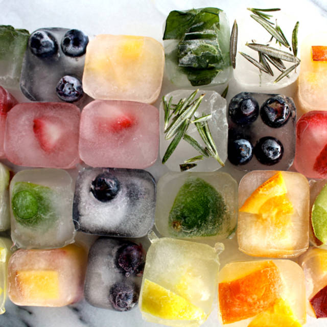 1442565692 fruit infused ice cubes water
