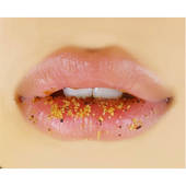 Icon 1444720747 pucker black tea lip scrub applied on lips