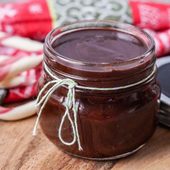 Icon peppermint hot fudge sauce 1 of 4 1024x682