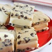 Icon 1447066533 cookie dough ice cream sandwich recipe 1 wm 550