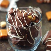 Icon caramel cashew clusters 1