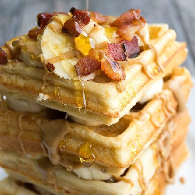 Evlis waffles 12 700x1050
