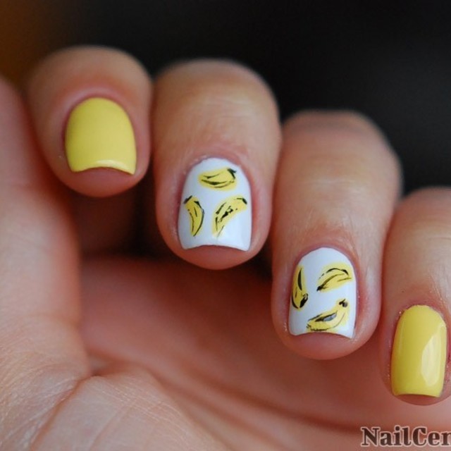 Banana nail decoration with orly lemonade