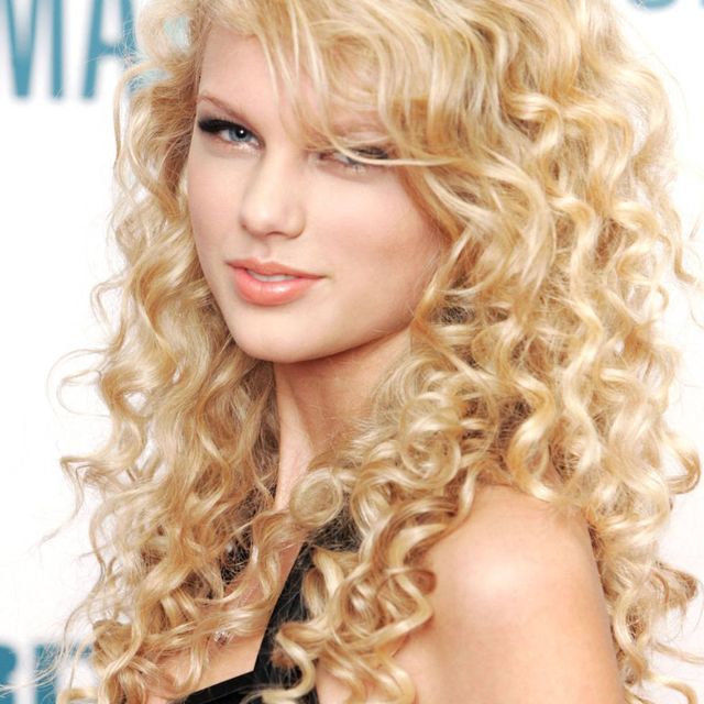 ฺBeauty Evolution! ไอเดียแฟชั่น จากนักร้องสาวสวยสุดฮอต Taylor Swift