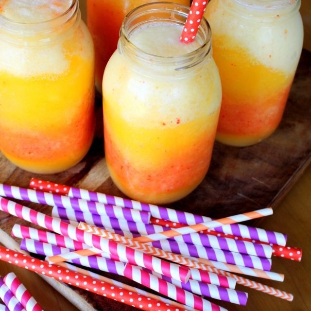 Caribbean Sunrise Mocktail สูตรม็อกเทลสีส้ม จากส้ม มะม่วง มะพร้าว ชื่นใจไร้แอลกอฮอล์