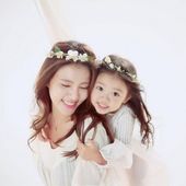 Icon e4d9496307220a12c393f181c16e3c84  mom daughter photos ulzzang