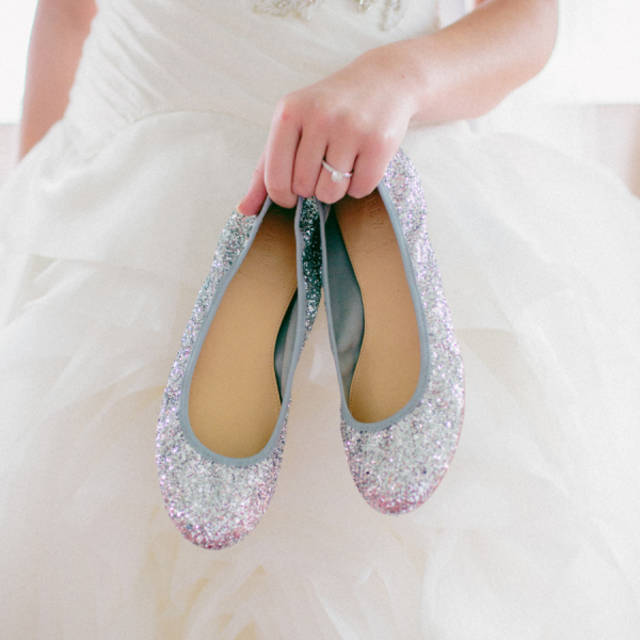 รวมแฟชั่นรองเท้าเจ้าสาวส้นเตี้ยสวยใส่สบายวันแต่งงาน