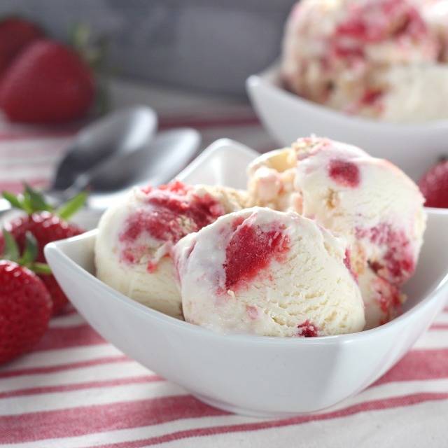 1451113411 strawberry swirled cheesecake ice cream w name1