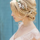 Icon effortless romantic wedding hairstyle 04 detail