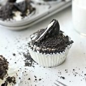Icon cookies and cream mini cheesecakes l simplyscratch.com  735x1102