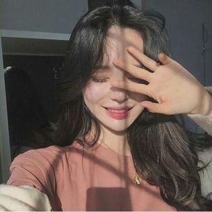ถ่ายเองก็ได้จ้า! แชร์ไอเดีย 'กดเซลฟี่เอง มุมไหนก็สวยเป๊ะ' สไตล์ Ulzzang #ถ่ายเองนักเลงพอ📸 ถ่ายเองก็ได้จ้า! แชร์ไอเดีย 'กดเซลฟี่เอง มุมไหนก็สวยเป๊ะ' สไตล์ Ulzzang #ถ่ายเองนักเลงพอ📸