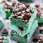 Icon 1456292543 chocolate mint oreo fudge