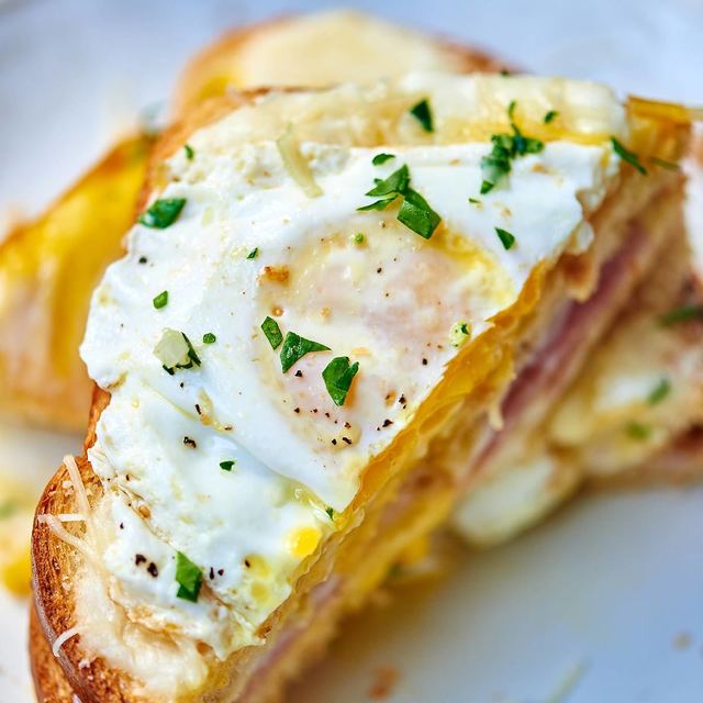 1434508263 croque madame cut
