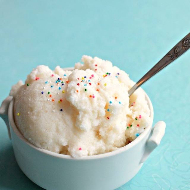 1461841265 snow icecream3