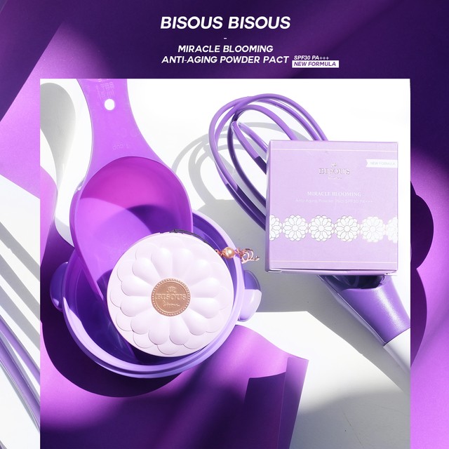 BISOUS BISOUS Miracle Blooming Anti-Aging Powder Pact