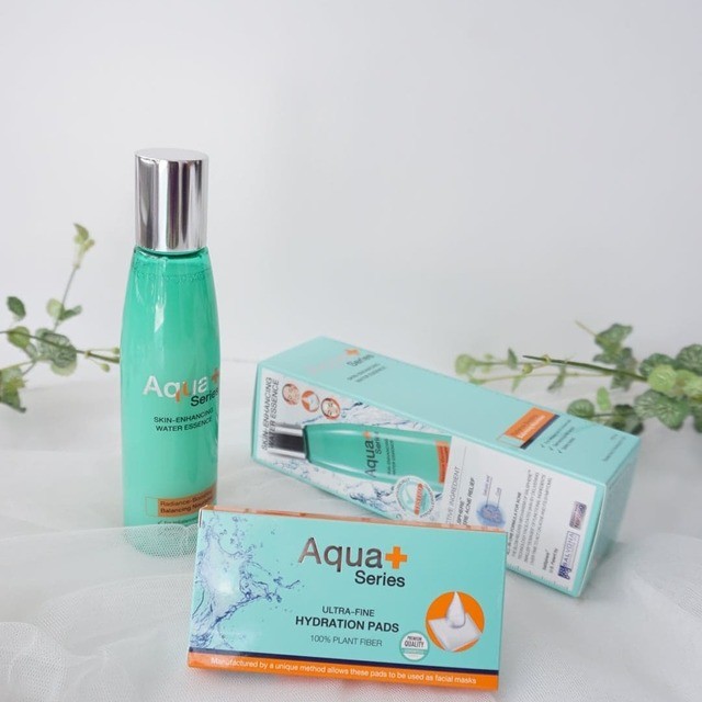 AquaPlus Skin-Enhancing Water Essence