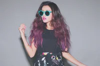 https://image.sistacafe.com/w200/images/uploads/content_image/image/104477/1458055838-asian-fashion-girl-hair-Favim.com-707274.jpg