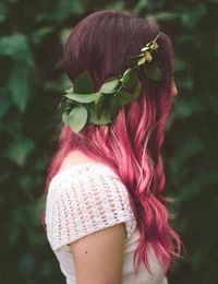 https://image.sistacafe.com/w200/images/uploads/content_image/image/118380/1460655388-pink-ombre-hair_04.jpg