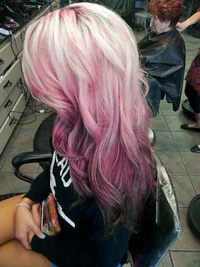 https://image.sistacafe.com/w200/images/uploads/content_image/image/118395/1460655652-pink-ombre-hair_19.jpg