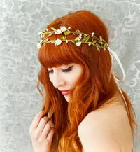 https://image.sistacafe.com/w200/images/uploads/content_image/image/122059/1461299247-Wrap-floral-hair-wreath-65-around-flowing-waves-bohemian.jpg