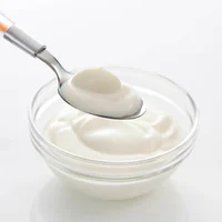 https://image.sistacafe.com/w200/images/uploads/content_image/image/124233/1461660174-white-yogurt-spoon.jpg