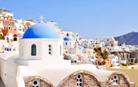 https://image.sistacafe.com/w200/images/uploads/content_image/image/125168/1461769066-View-of-the-village-of-Oia-in-Santorini-island-Greece.jpg