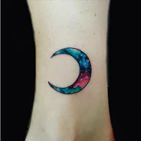 https://image.sistacafe.com/w200/images/uploads/content_image/image/128849/1462647675-crescent-moon-galaxy-wrist-tattoo.png