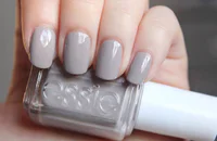 https://image.sistacafe.com/w200/images/uploads/content_image/image/130251/1462960720-Essie-Master-Plan-swatches-review.jpg