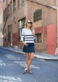 https://image.sistacafe.com/w200/images/uploads/content_image/image/131950/1463237705-2.-denim-skirt-with-striped-top.jpg