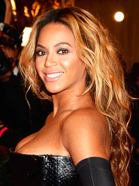https://image.sistacafe.com/w200/images/uploads/content_image/image/133790/1463584880-younger-beyonce-hair.jpg
