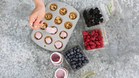 https://image.sistacafe.com/w200/images/uploads/content_image/image/136282/1464089260-a-new-way-to-do-granola-and-yogurt_03.jpg