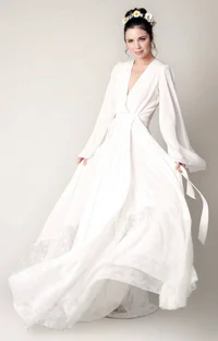 https://image.sistacafe.com/w200/images/uploads/content_image/image/137315/1464255491-kite-and-butterfly-fortuna-gown-645x1006.jpg