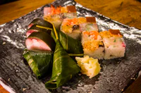 https://image.sistacafe.com/w200/images/uploads/content_image/image/139520/1464754520-sushi-5.jpg