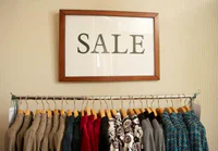 https://image.sistacafe.com/w200/images/uploads/content_image/image/139921/1464796956-clothes-for-sale-on-clothing-rail.jpg