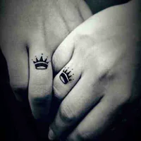 https://image.sistacafe.com/w200/images/uploads/content_image/image/141350/1465058714-King-and-queen-matching-couple-tattoo-tandem-love-lifepopper-tattoos-ideas-7.jpg