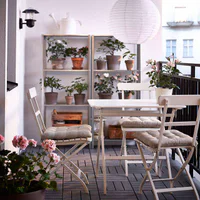 https://image.sistacafe.com/w200/images/uploads/content_image/image/142108/1465208785-balcony-decorating-ideas-11-573c3b0f98d63__700.jpg