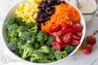 https://image.sistacafe.com/w200/images/uploads/content_image/image/143395/1465446042-Broccoli-Corn-Salad-4-600x400.jpg