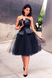https://image.sistacafe.com/w200/images/uploads/content_image/image/145619/1465881736-1.-black-ballerina-dress-with-classic-pumps.jpg