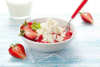 https://image.sistacafe.com/w200/images/uploads/content_image/image/154805/1467192555-cottage-cheese-for-weight-loss.jpg