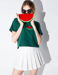 https://image.sistacafe.com/w200/images/uploads/content_image/image/164809/1469175731-ykihnd-l-610x610-shirt-watermelon%2Bshirt-cute%2Bshirt-graphic%2Btee-green%2Btee-green-green%2Bshirt-watermelon%2Btee-t%2Bshirt-ootd-daily%2Blook-daily-korean%2Bfashion-korean%2Btrends-korean%2Bstyle-nanda%2Bstyle-pixie%2Bm.jpg