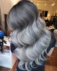 https://image.sistacafe.com/w200/images/uploads/content_image/image/169924/1469820251-big-waves-and-two-tone-gray-coloring-for-long-thick-hair.jpg
