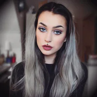 https://image.sistacafe.com/w200/images/uploads/content_image/image/169931/1469820891-Grey-Hair-with-Dark-Roots-2017.jpg