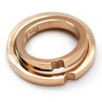 https://image.sistacafe.com/w200/images/uploads/content_image/image/173521/1470203237-matching-wedding-rings-cadijewelry-14.jpg