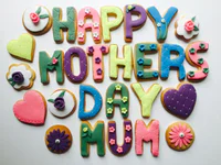 https://image.sistacafe.com/w200/images/uploads/content_image/image/176788/1470483205-Siucra-Happy-Mothers-Day-Mum-Cookies-rotate.jpg