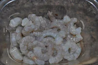 https://image.sistacafe.com/w200/images/uploads/content_image/image/178959/1470735919-fresh_shrimp_30_count.JPG