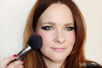 https://image.sistacafe.com/w200/images/uploads/content_image/image/17942/1436947867-Kate_Bosworth_makeup_tutorial_8.jpg