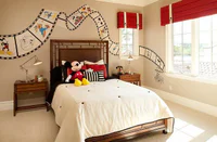 https://image.sistacafe.com/w200/images/uploads/content_image/image/180897/1470986077-Custom-painted-Disney-film-strip-on-the-bedroom-walls.jpg