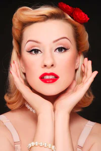 https://image.sistacafe.com/w200/images/uploads/content_image/image/181311/1471485503-rockabilly-hairstyles-women-blond-hair-curl-red-flowers-beads-red-lipstick.jpg