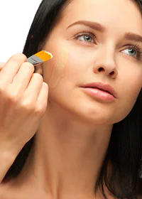 https://image.sistacafe.com/w200/images/uploads/content_image/image/1815/1430124351-makeup-tips-for-acne-prone-skin.jpg